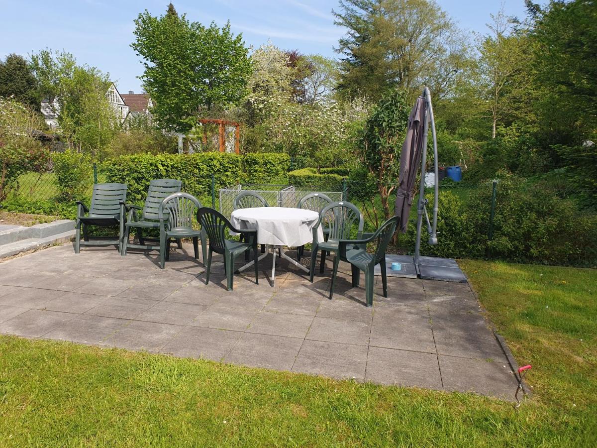 Charmante Haushaelfte Mit Garten Und Terrasse フレンスブルク エクステリア 写真